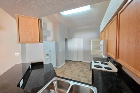 House in Valrico, Florida 4 bedrooms, 147.16 sq.m. № 1751309 - photo 8