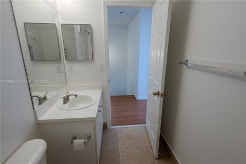 Touwnhouse à louer à Pembroke Pines, Floride: 3 chambres, 126.44 m2 № 2056448 - photo 29