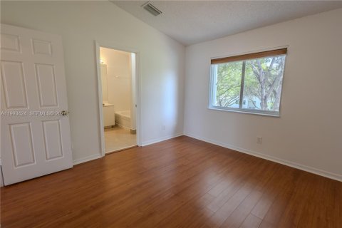 Touwnhouse à louer à Pembroke Pines, Floride: 3 chambres, 126.44 m2 № 2056448 - photo 20