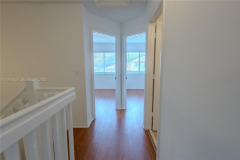 Touwnhouse à louer à Pembroke Pines, Floride: 3 chambres, 126.44 m2 № 2056448 - photo 23