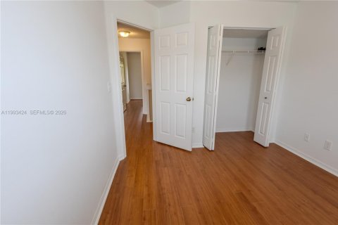 Touwnhouse à louer à Pembroke Pines, Floride: 3 chambres, 126.44 m2 № 2056448 - photo 15