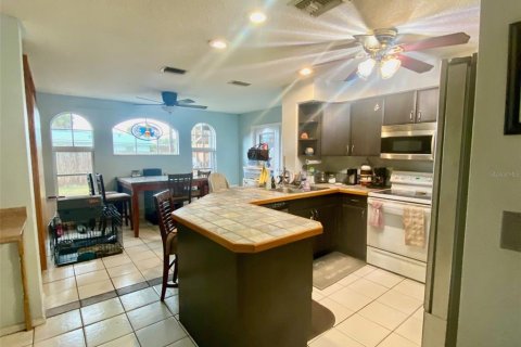 House in Venice, Florida 3 bedrooms, 151.9 sq.m. № 2117969 - photo 15