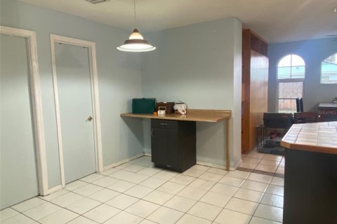House in Venice, Florida 3 bedrooms, 151.9 sq.m. № 2117969 - photo 16