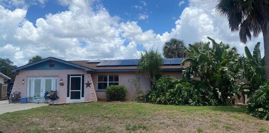 House in Venice, Florida 3 bedrooms, 151.9 sq.m. № 2117969