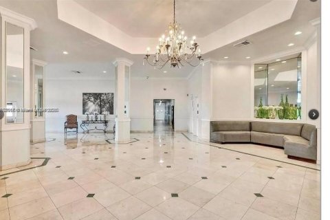 Condominio en venta en Miami, Florida, 1 dormitorio, 74.41 m2 № 1748389 - foto 18