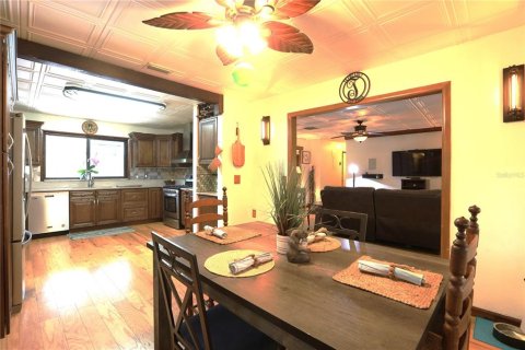 Casa en venta en Orlando, Florida, 3 dormitorios, 145.67 m2 № 1795927 - foto 4