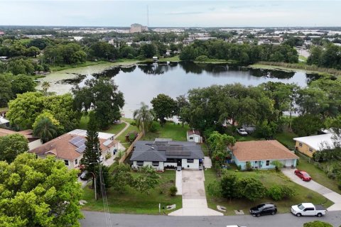 Casa en venta en Orlando, Florida, 3 dormitorios, 145.67 m2 № 1795927 - foto 1