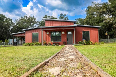Casa en Fanning Springs, Florida 3 dormitorios, 146.79 m2 № 2122700