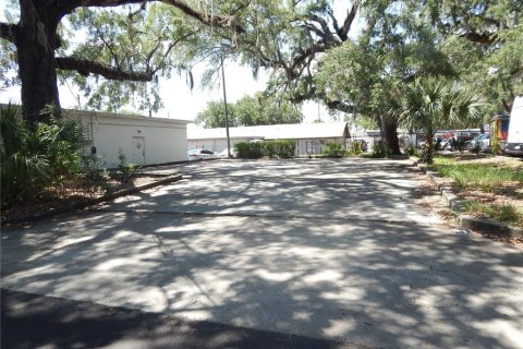 Immobilier commercial à vendre à Kissimmee, Floride: 256.41 m2 № 2122330 - photo 5