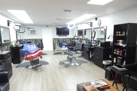 Immobilier commercial à vendre à Kissimmee, Floride: 256.41 m2 № 2122330 - photo 6