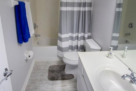 Townhouse in Orlando, Florida 3 bedrooms, 164.53 sq.m. № 1901397 - photo 23