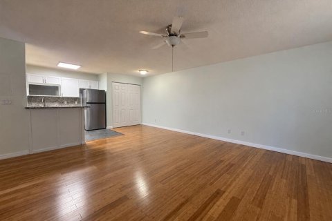 Copropriété à louer à Altamonte Springs, Floride: 2 chambres, 85.84 m2 № 2399489 - photo 6