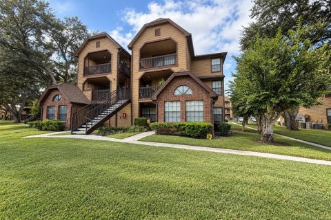 Copropriété à louer à Altamonte Springs, Floride: 2 chambres, 85.84 m2 № 2399489 - photo 3