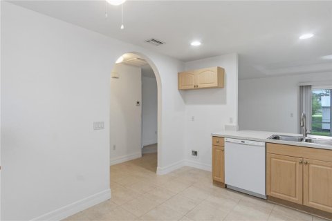 Villa ou maison à vendre à Port Charlotte, Floride: 3 chambres, 114.83 m2 № 2412611 - photo 12