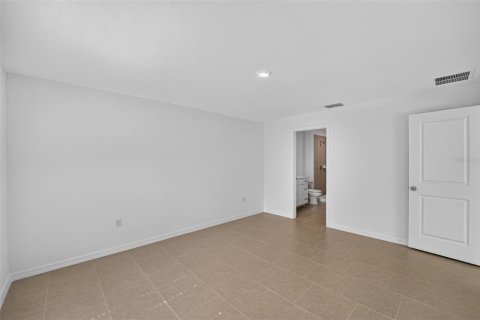 Villa ou maison à vendre à Port Charlotte, Floride: 3 chambres, 138.15 m2 № 2166807 - photo 12