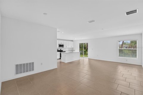 Villa ou maison à vendre à Port Charlotte, Floride: 3 chambres, 138.15 m2 № 2166807 - photo 6
