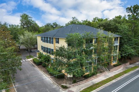 Condo in Gainesville, Florida, 2 bedrooms № 2202582 - photo 4