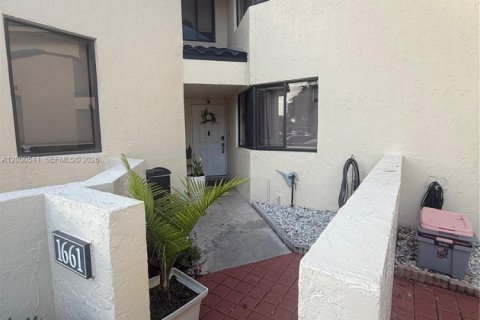 Condo in Plantation, Florida, 2 bedrooms  № 2065404 - photo 3