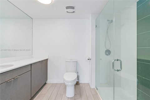 Снять в аренду кондоминиум в Майами, Флорида 2 спальни, 92.72м2, № 1933055 - фото 25