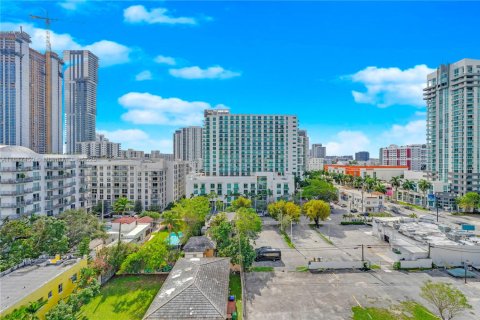 Снять в аренду кондоминиум в Майами, Флорида 2 спальни, 92.72м2, № 1933055 - фото 5