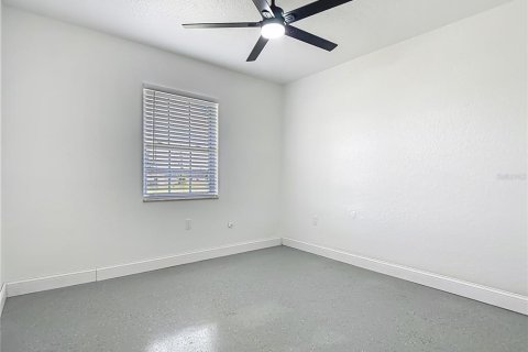 House in Port Charlotte, Florida 3 bedrooms, 125.33 sq.m. № 1901182 - photo 29