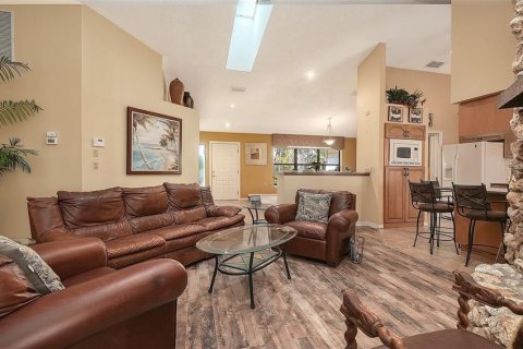 House in Sarasota, Florida 4 bedrooms, 238.57 sq.m. № 2099071 - photo 14