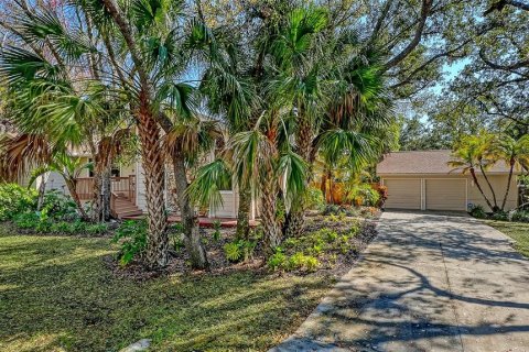 House in Sarasota, Florida 4 bedrooms, 238.57 sq.m. № 2099071 - photo 3