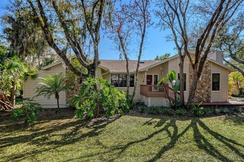 House in Sarasota, Florida 4 bedrooms, 238.57 sq.m. № 2099071 - photo 2