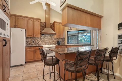 House in Sarasota, Florida 4 bedrooms, 238.57 sq.m. № 2099071 - photo 15