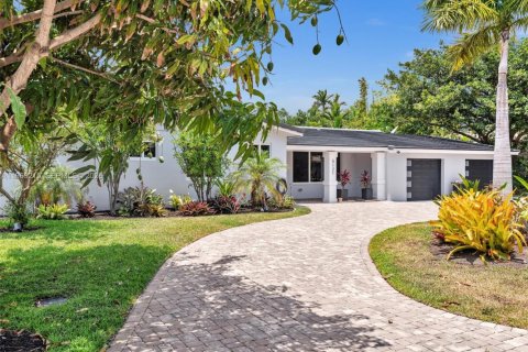 Casa en venta en Lighthouse Point, Florida, 4 dormitorios, 211.17 m2 № 2033791 - foto 3