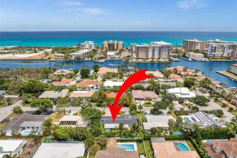 Casa en venta en Lighthouse Point, Florida, 4 dormitorios, 211.17 m2 № 2033791 - foto 2