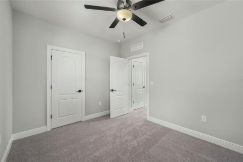 Casa en venta en Kissimmee, Florida, 4 dormitorios, 190.54 m2 № 2208346 - foto 7