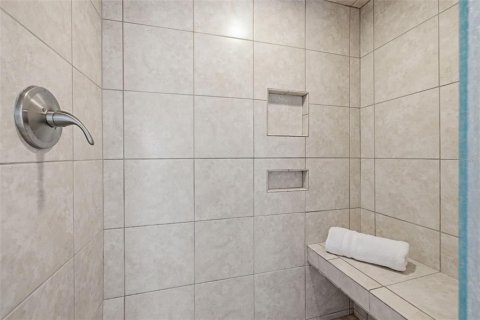 Condo in Saint Pete Beach, Florida, 2 bedrooms № 2102132 - photo 22