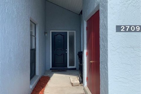 Casa en alquiler en Orlando, Florida, 2 dormitorios, 100.06 m2 № 1913558 - foto 2