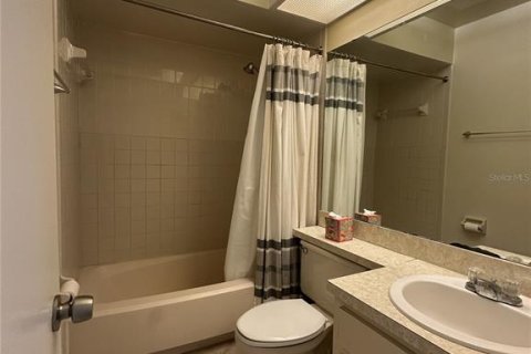 Casa en alquiler en Orlando, Florida, 2 dormitorios, 100.06 m2 № 1913558 - foto 8