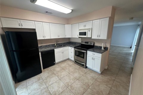 Casa en alquiler en Orlando, Florida, 2 dormitorios, 100.06 m2 № 1913558 - foto 5