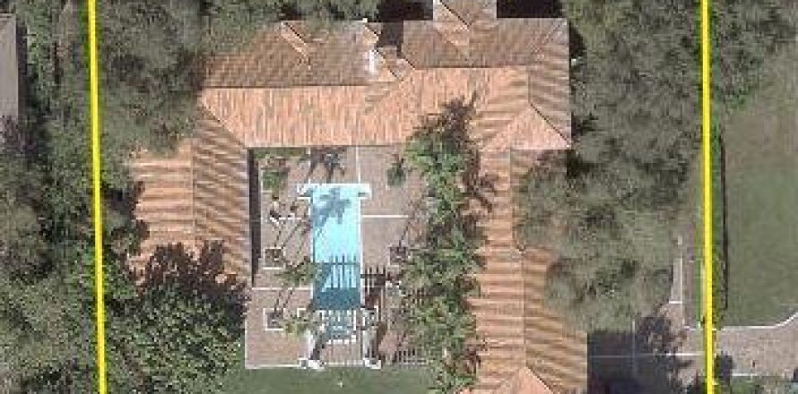 House in Pinecrest, Florida 6 bedrooms, 554.81 sq.m. № 604323