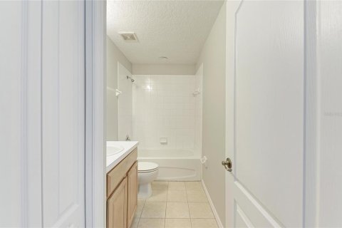 Townhouse in Bradenton, Florida 2 bedrooms, 132.76 sq.m. № 2095143 - photo 21