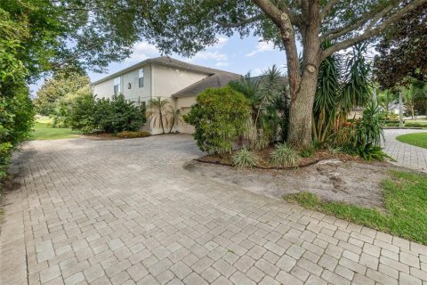 House in Orlando, Florida 5 bedrooms, 335.84 sq.m. № 1822462 - photo 3
