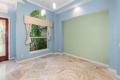 House in Orlando, Florida 5 bedrooms, 335.84 sq.m. № 1822462 - photo 13