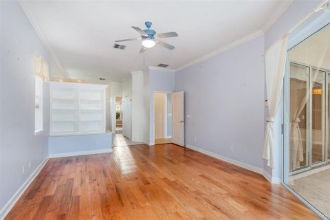 House in Orlando, Florida 5 bedrooms, 335.84 sq.m. № 1822462 - photo 17