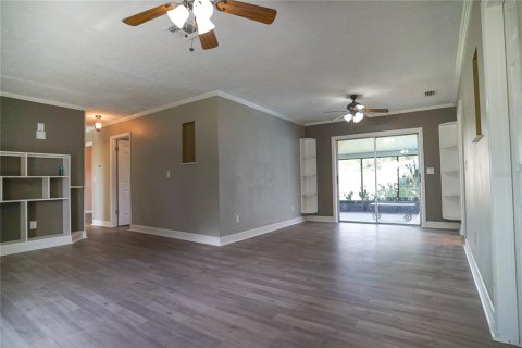 Villa ou maison à vendre à Riverview, Floride: 5 chambres, 144.46 m2 № 2208762 - photo 2