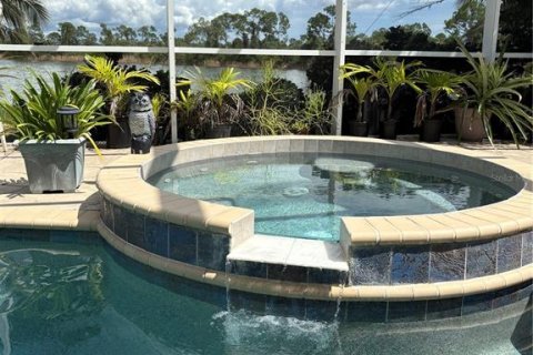 Villa ou maison à vendre à Port Charlotte, Floride: 3 chambres, 179.21 m2 № 2199947 - photo 20