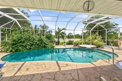 Villa ou maison à vendre à Port Charlotte, Floride: 3 chambres, 179.21 m2 № 2199947 - photo 19