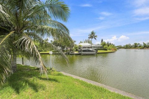 Villa ou maison à vendre à Port Charlotte, Floride: 3 chambres, 179.21 m2 № 2199947 - photo 24
