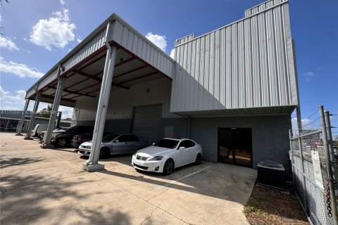 Immobilier commercial à vendre à Orlando, Floride № 2077143 - photo 5
