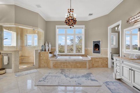 House in Palm Coast, Florida 5 bedrooms, 606.09 sq.m. № 2391472 - photo 26