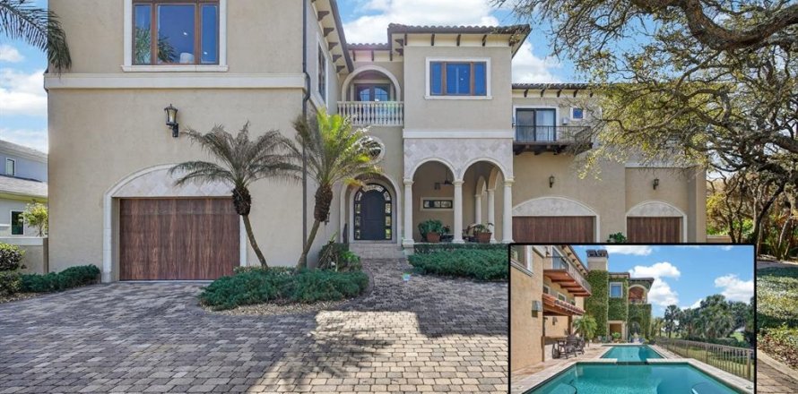 House in Palm Coast, Florida 5 bedrooms, 606.09 sq.m. № 2391472
