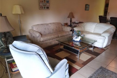 Condo in Clearwater, Florida, 2 bedrooms  № 2226440 - photo 6
