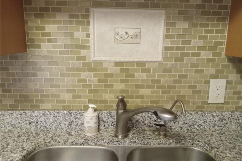 Condo in Clearwater, Florida, 2 bedrooms  № 2226440 - photo 18